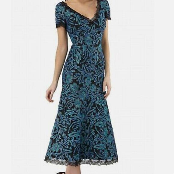 JS Collections Womens Green Embroidered V-Neck Sheath Dress Sz-4 - Picture 2 of 15